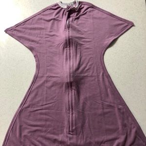 Zipadee-Zip NEVER WORN Swaddle Small 4-8 months